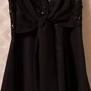 Chic Black Sequin Backless Dress
